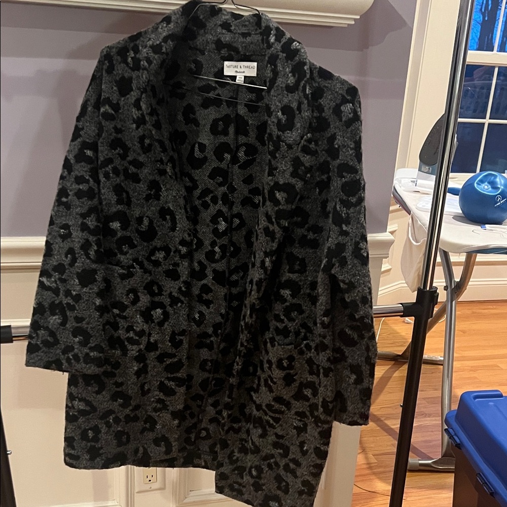 Madewell Leopard Print Cardigan Texture and Thread
